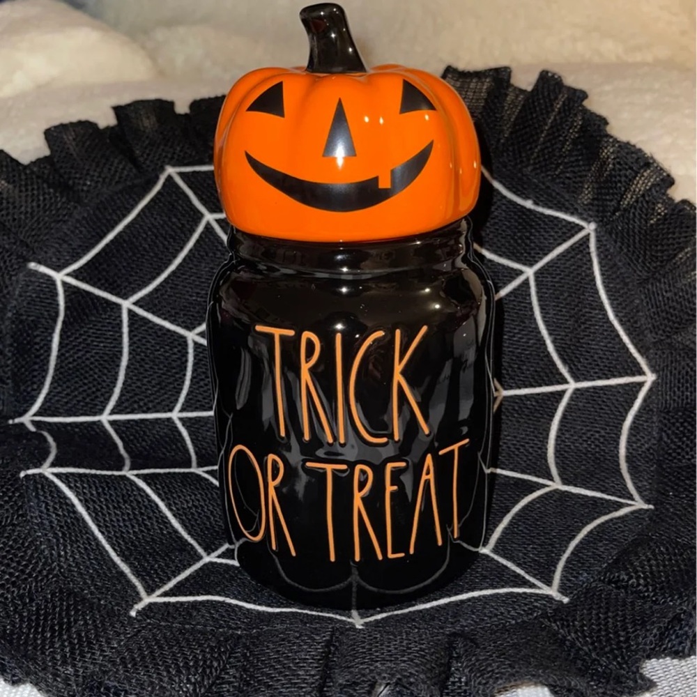 Rae Dunn TRICK OR TREAT canister